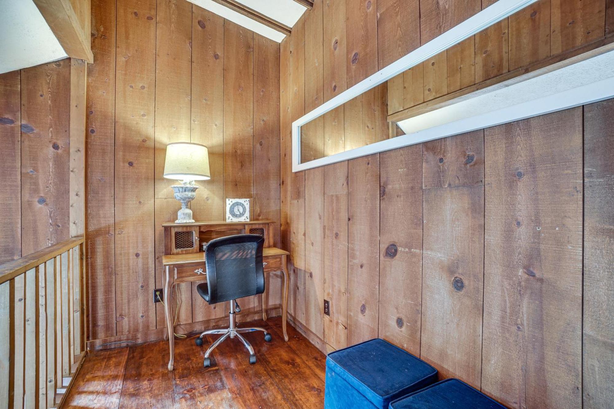 Charming Cabin With Fire Pit And Decks About 7 Mi To Helen Sautee Nacoochee Экстерьер фото